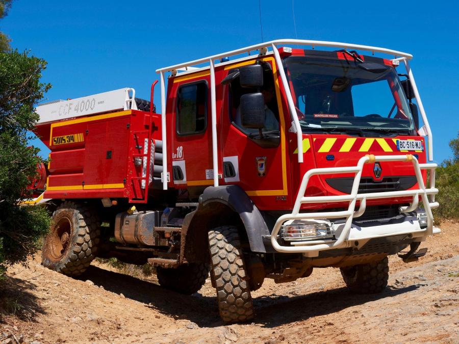  Renault Midlum Crew Cab 4x4 Firetruck 2006 года  (фото 12 из 12)